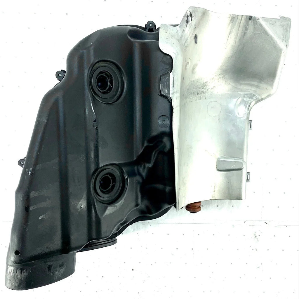 4.4L OEM Air 750 Air Passenger (Good) Turbo Flow 2009-2012 Pre-Owned RH and Cleaner Meter